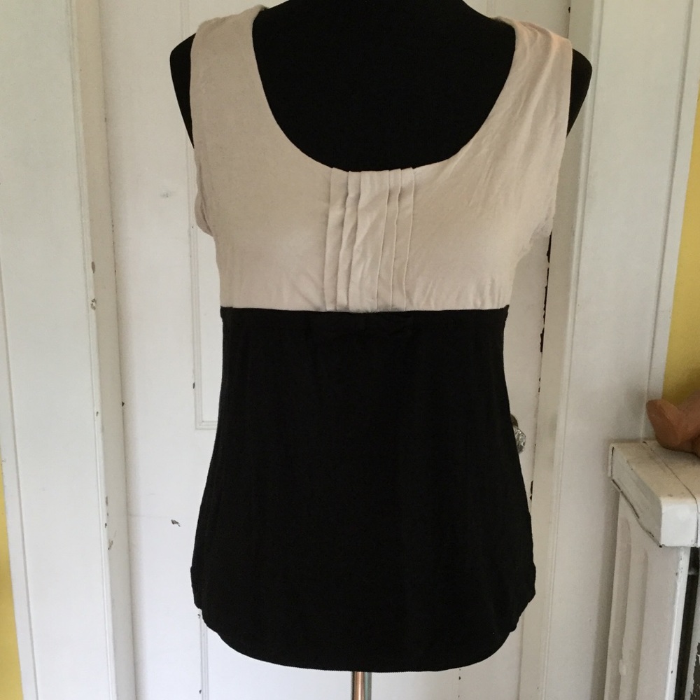 H&M color contrast jersey top with bow Sz M